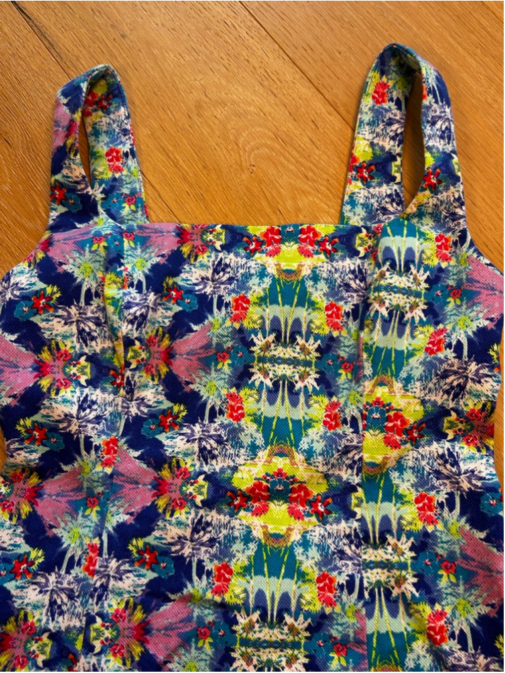 Victoria’s Secret 90s Floral Mini Size 2 Structured Bodice Kentucky Derby - Picture 3 of 8